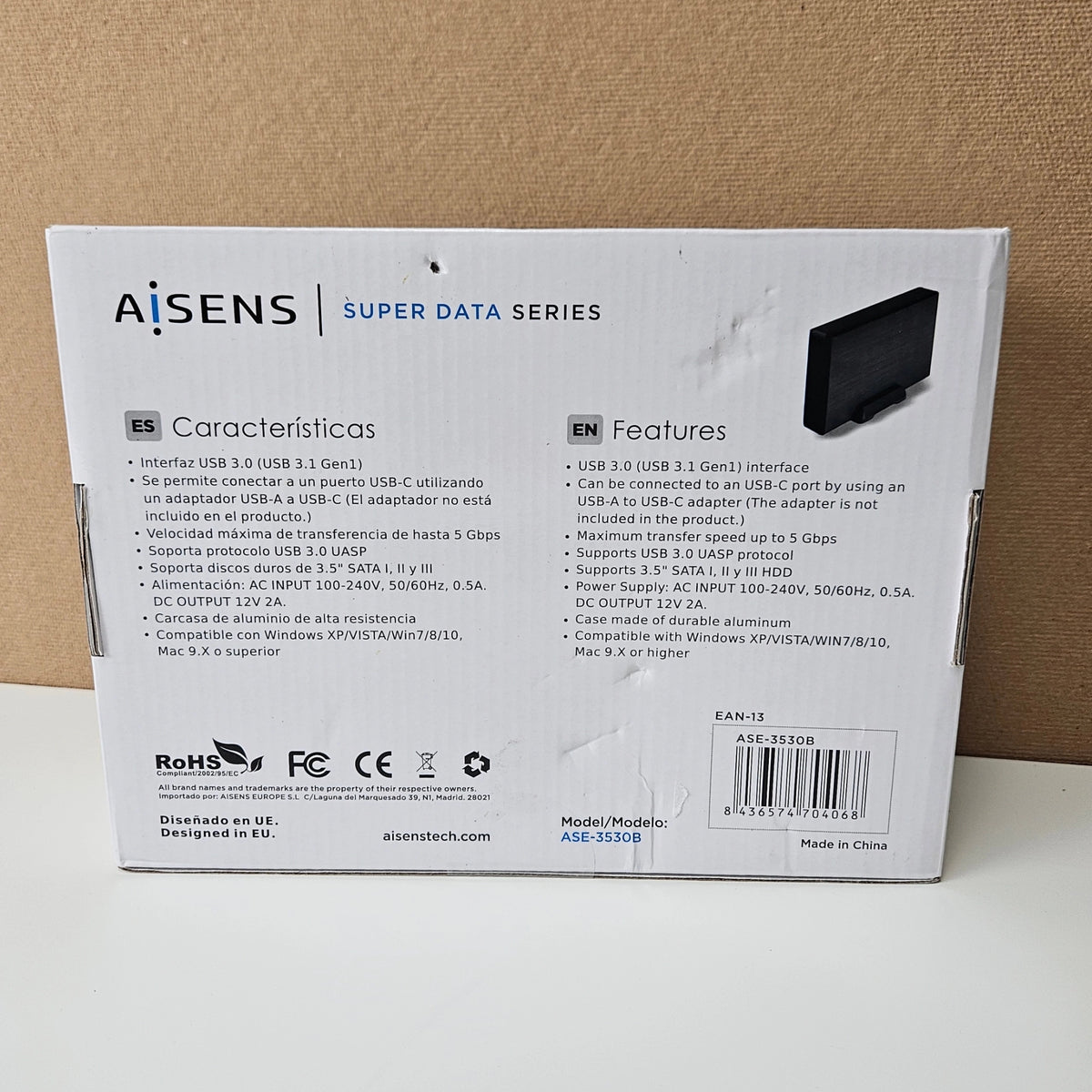 Back of AISENS package listing product features and technical specifications in English and Spanish