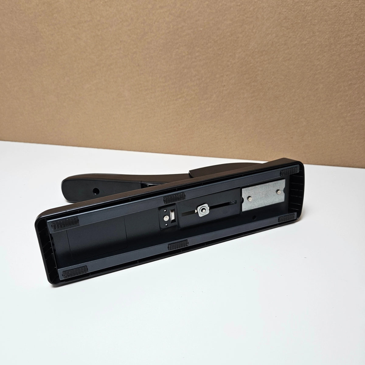 Underside view of the Rapesco HD-140 ECO heavy duty stapler